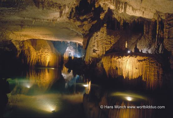 Jeita Grotto untere Grotte