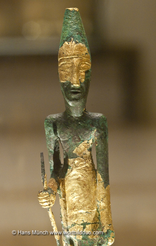 Phönizische Figur im Nationalmuseum Beirut