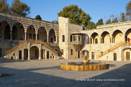 Beit ed-Din Innenhof des Palastes