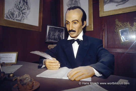 Khalil Gibran im Wachsfigurenmuseum in Byblos